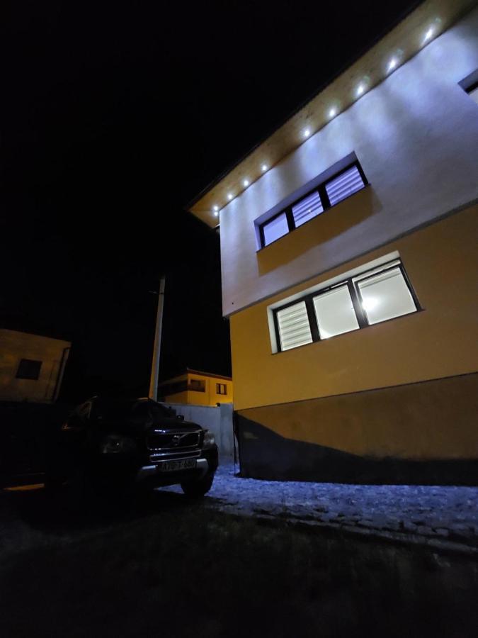 La Luna - Free Private Parking Apartment Sarajevo
